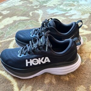 HOKA Women’s Bondi 8 Running Shoes
Size 7.5 Black & White
